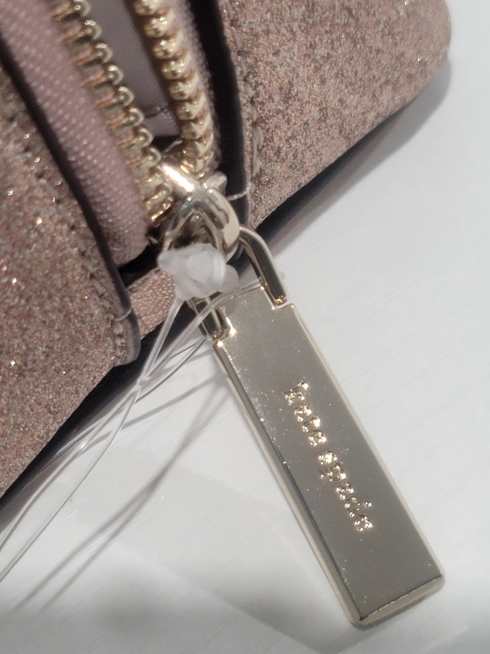 Kate Spade New York Pink Glitter Cosmetic Pouch NWOT - Picture 12 of 13